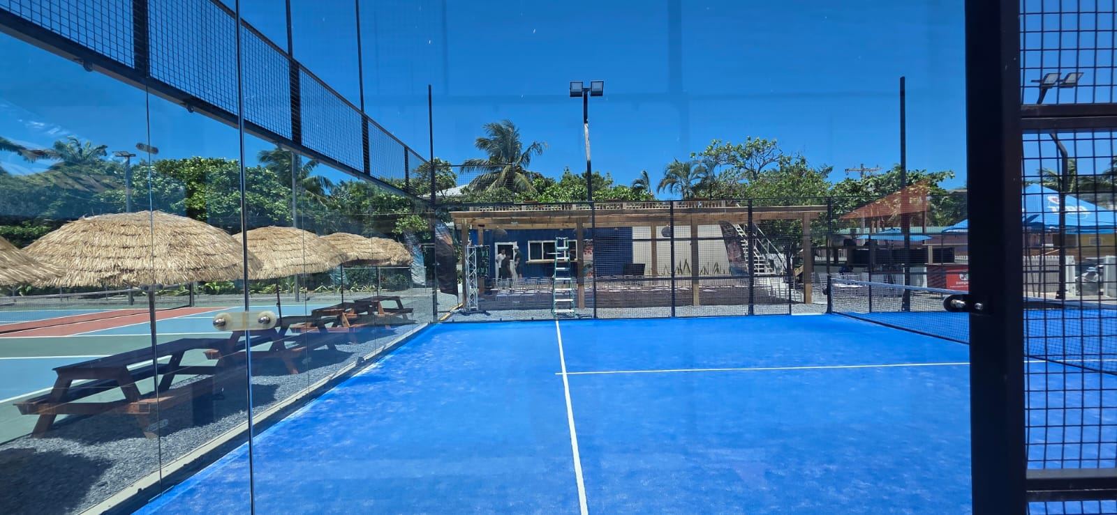 Roatan padel court