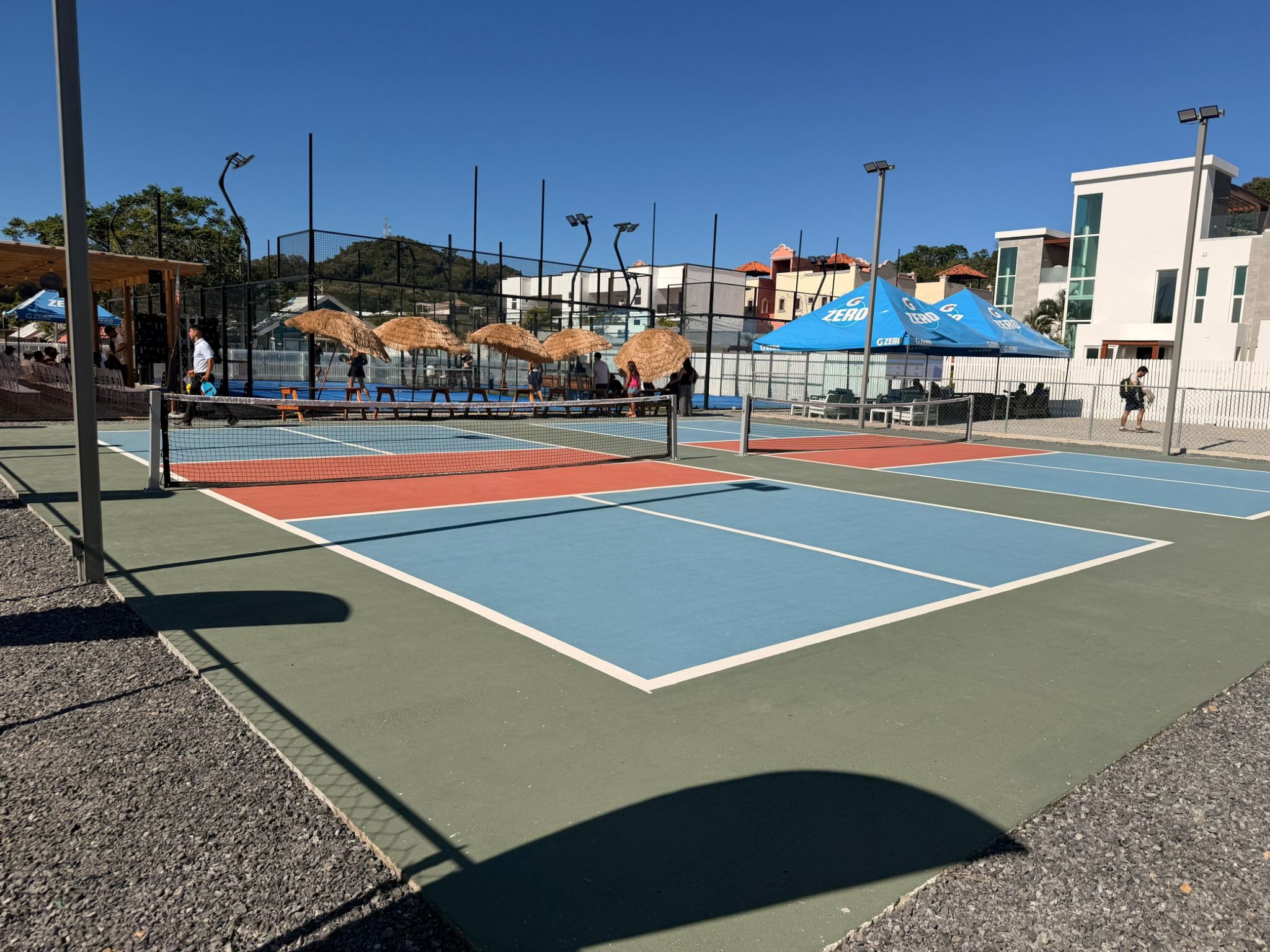 Pickleball and padel courts near Sea Turtle Villa