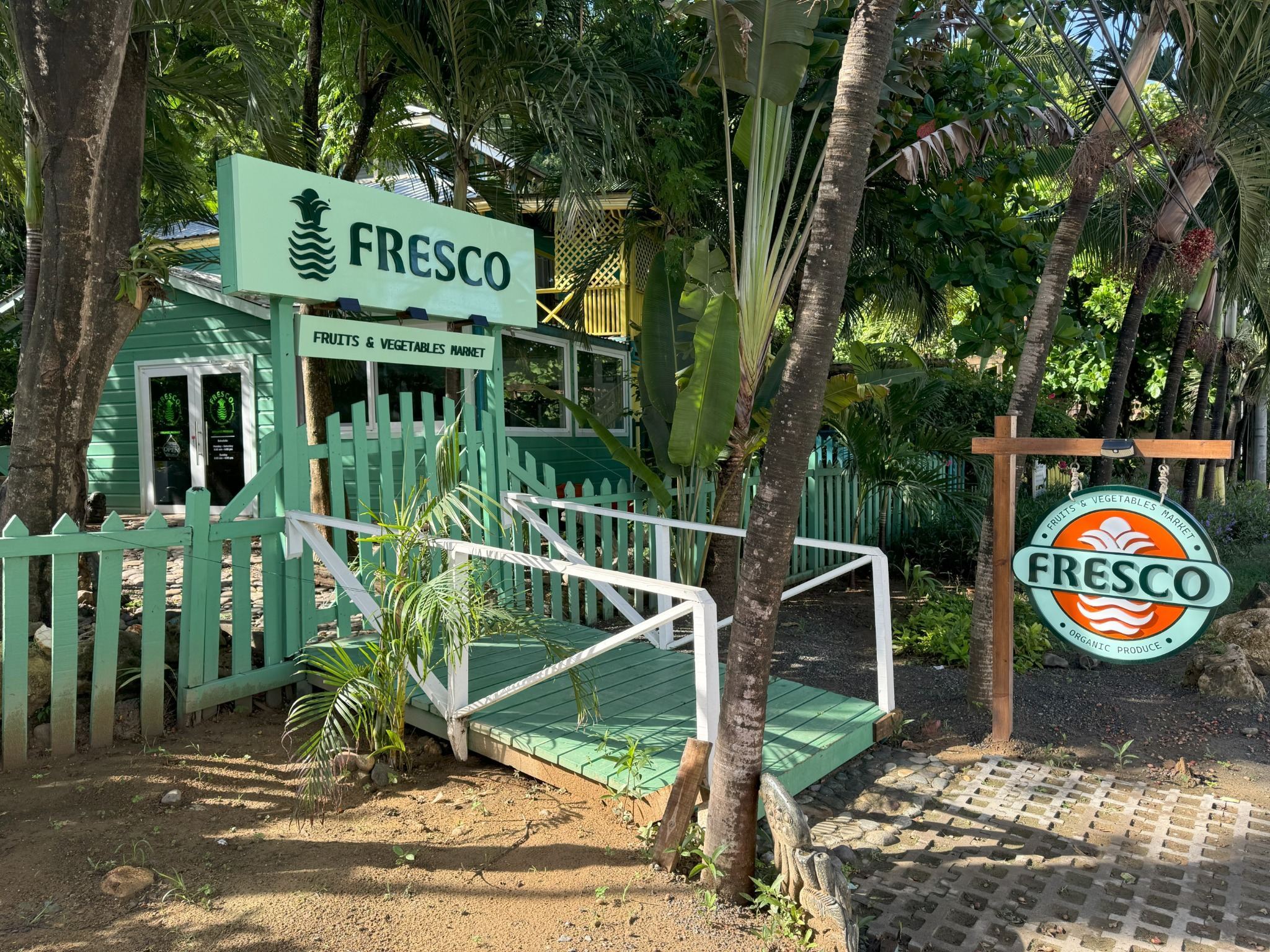 Fresco Market near Sea Turtle Villa in West Bay Roatan