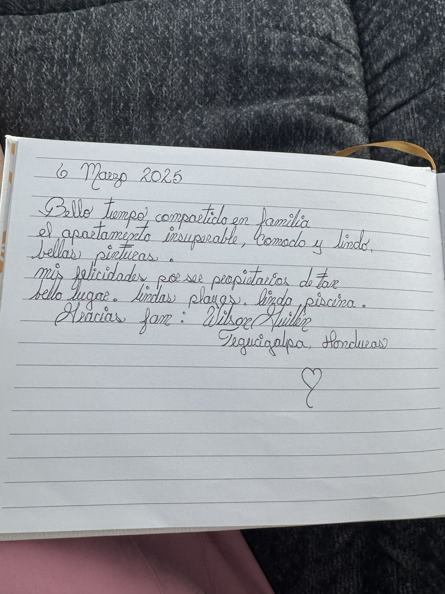 Handwritten guest book review from Sea Turtle Villa