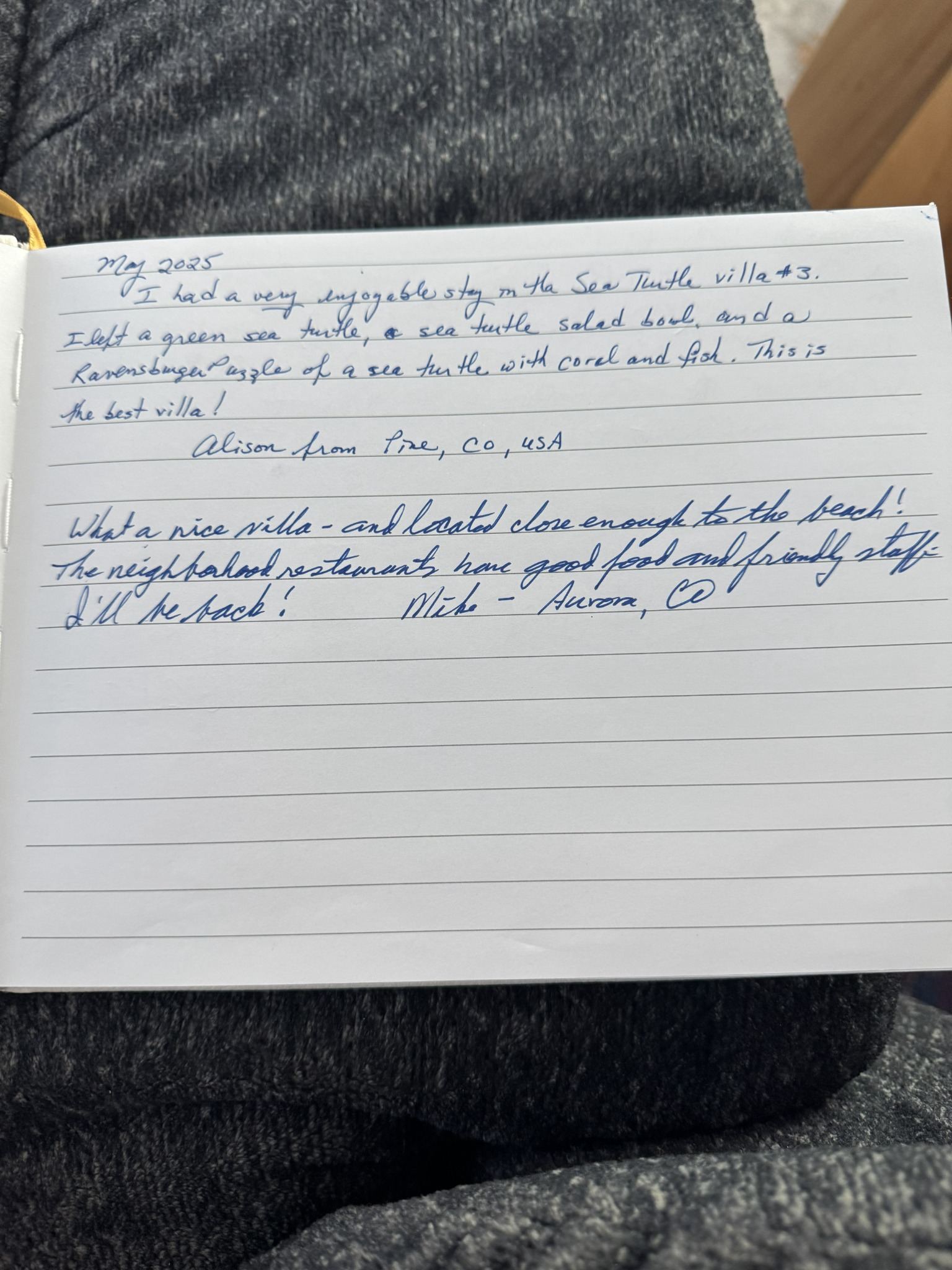 Handwritten guest book review from Sea Turtle Villa