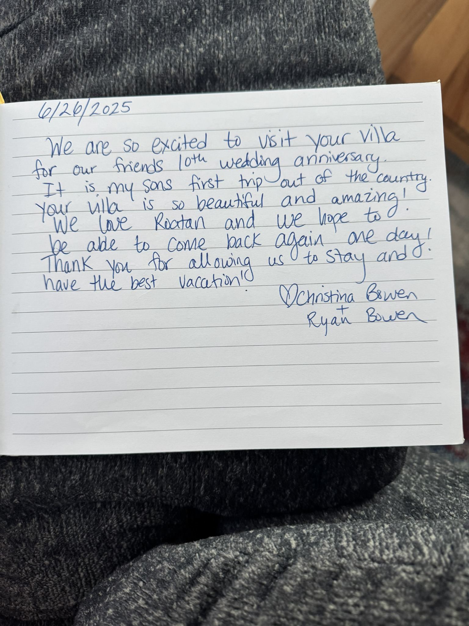Handwritten guest book review from Sea Turtle Villa